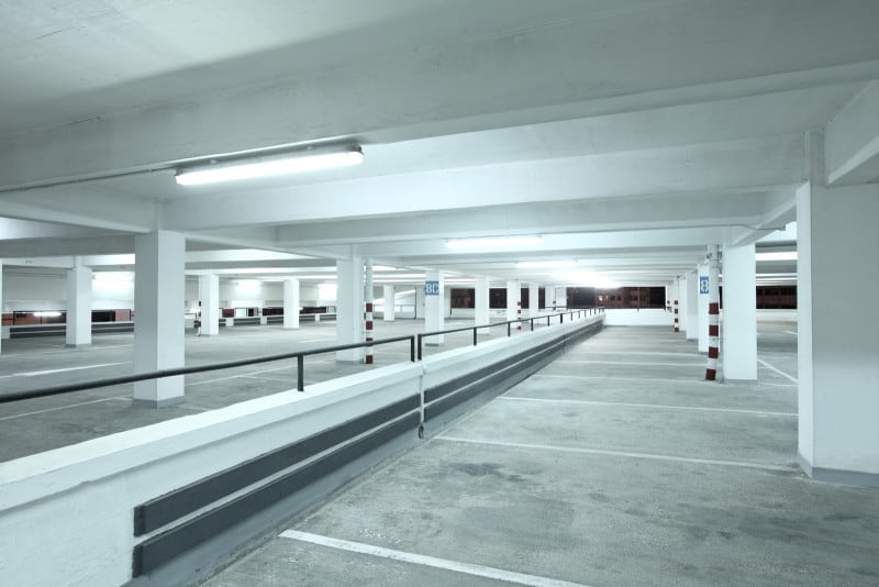 CFL vs LED: Which Is Better for Parking Lots?